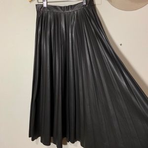 Zara faux leather black midi skirt